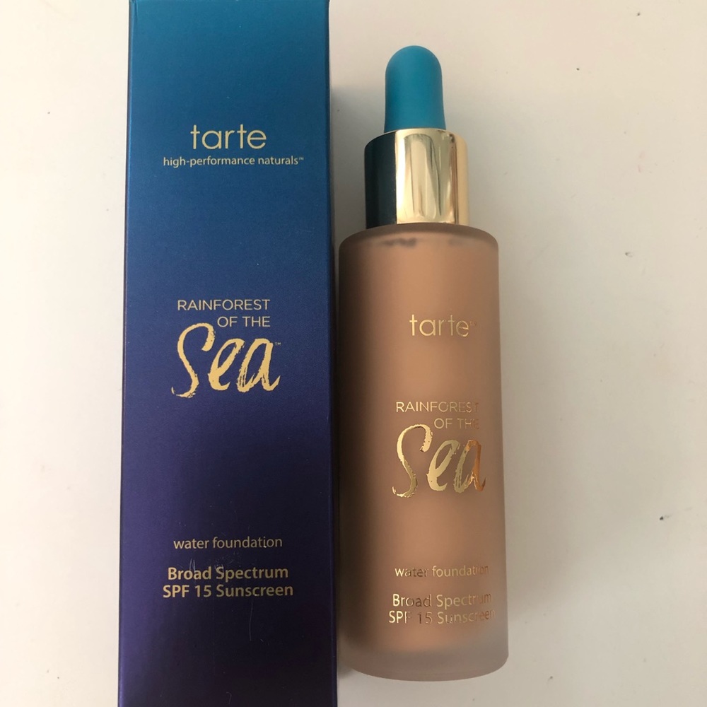 Tarte Water Foundation - light medium honey